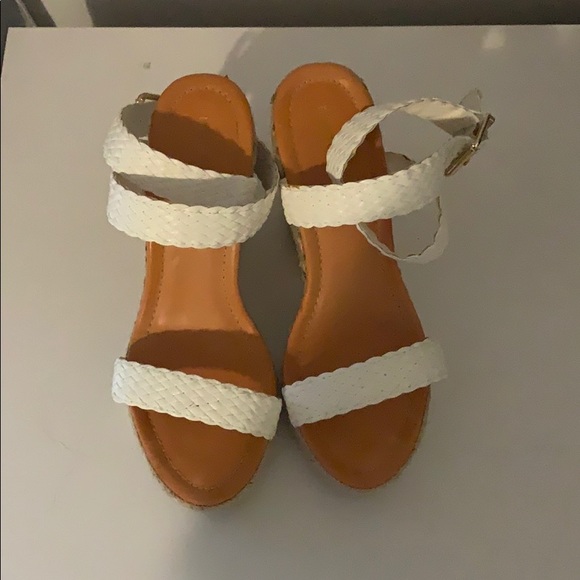 Platform heels - Picture 2 of 3